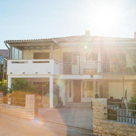 Apartments Jasna 1 Novigrad Istria Esterno foto